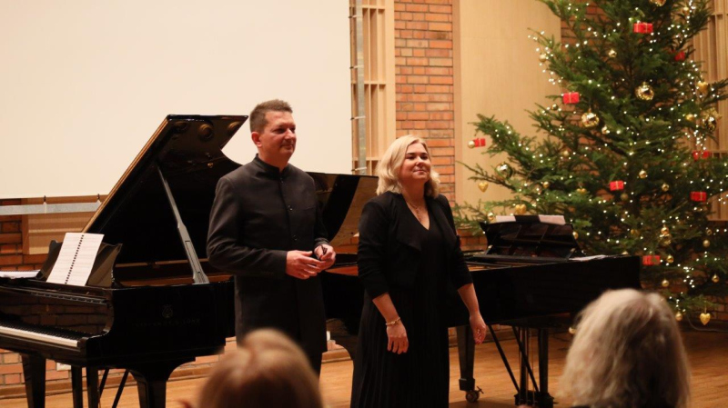 2023-12-08-w-roli-glownej-fortepiany-fot -k-13-