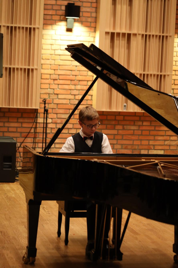 1 10 2024-estrada-mlodych -o-11- 1