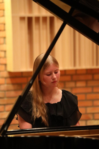 1 10 2024-estrada-mlodych -o-15- 1