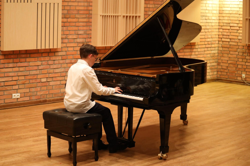 1 10 2024-estrada-mlodych -o-8- 1