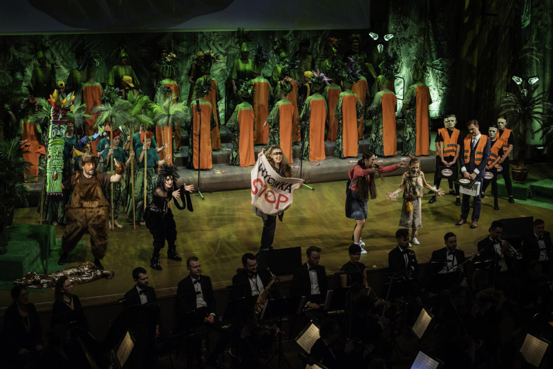 ksiegadzungli-06122024-038