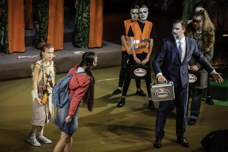 ksiegadzungli-06122024-043