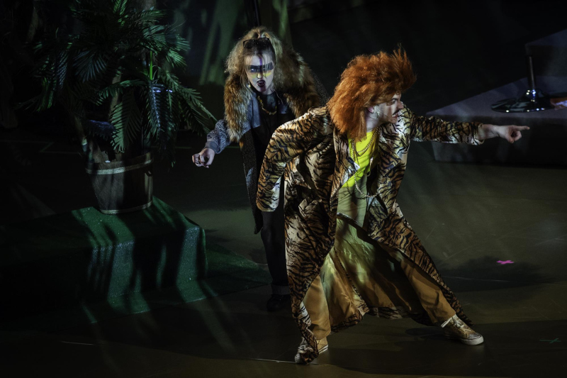 ksiegadzungli-06122024-054