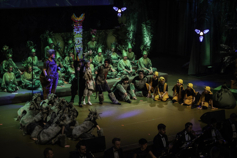 ksiegadzungli-06122024-105