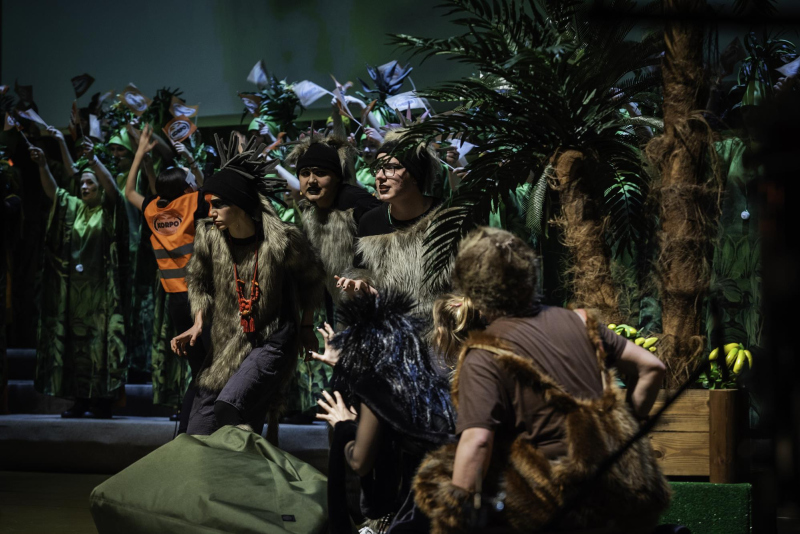 ksiegadzungli-06122024-122