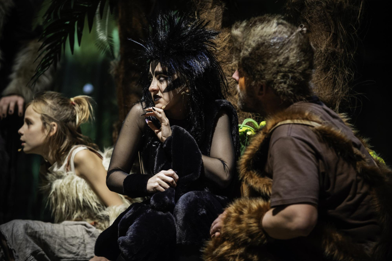 ksiegadzungli-06122024-131