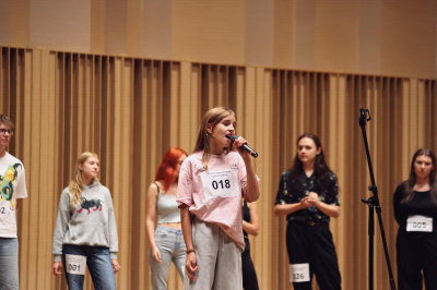 casting-13-14 09-34- 1