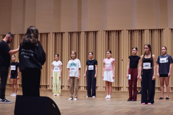 casting-13-14 09-63- 1