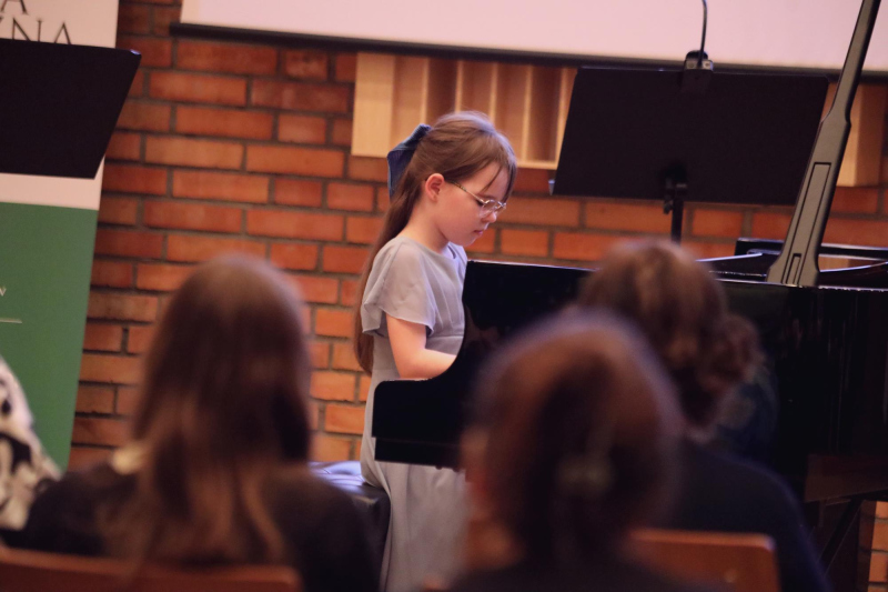 2025-11-27-konkurs-bach-fot -ilona-80-