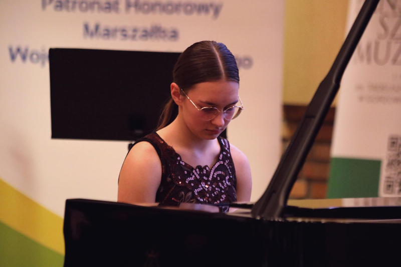 2025-11-27-konkurs-bach-fot -ilona-85-