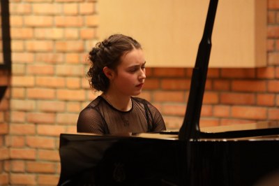 ESTRADA MŁODYCH. MISTRZ I UCZEŃ – Koncert pełen emocji