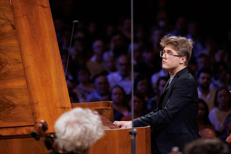 TAJEMNICE FORTEPIANU CHOPINA