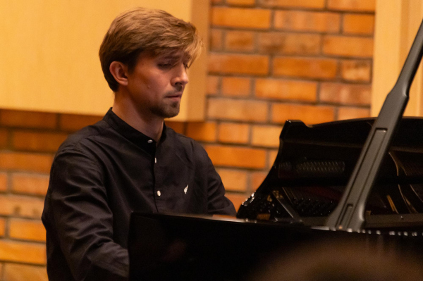 Recital Kiryla Keduka - laureat III Międzynarodowego Konkursu Muzyki Polskiej na scenie kameralnej