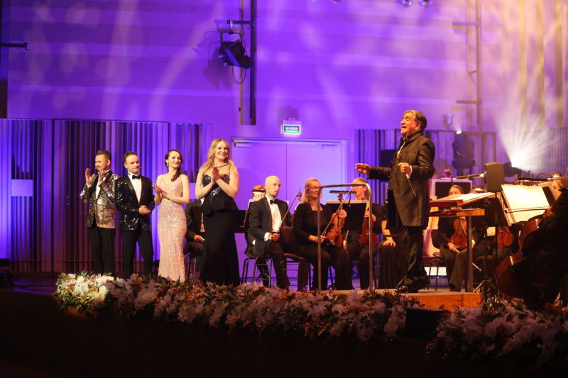 w-blasku-opery-i-operetki awisniewska102
