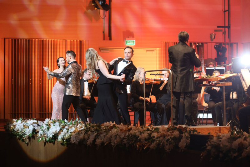 w-blasku-opery-i-operetki awisniewska114