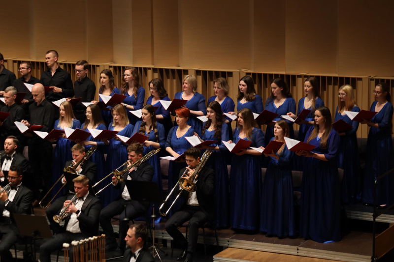 13 04 25 -stabat-mater-rossiniego-fot o-35-