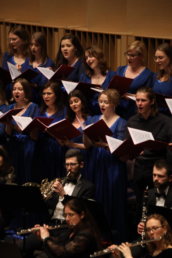 13 04 25 -stabat-mater-rossiniego-fot o-54-