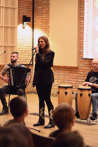 2025-11-20-fot -ilona-1-
