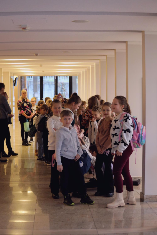 2025-11-20-fot -ilona-2-