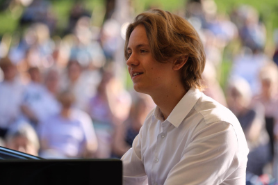 Bartosz Frydel zainaugurował sierpniowe Pikniki Chopinowskie
